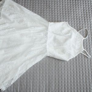 White Lace Dress Back Cut-Out A-Line Size Small